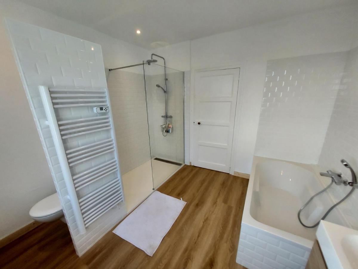Maison Au Coeur Du Bourg, Plages A Pied Plougasnou Exteriör bild